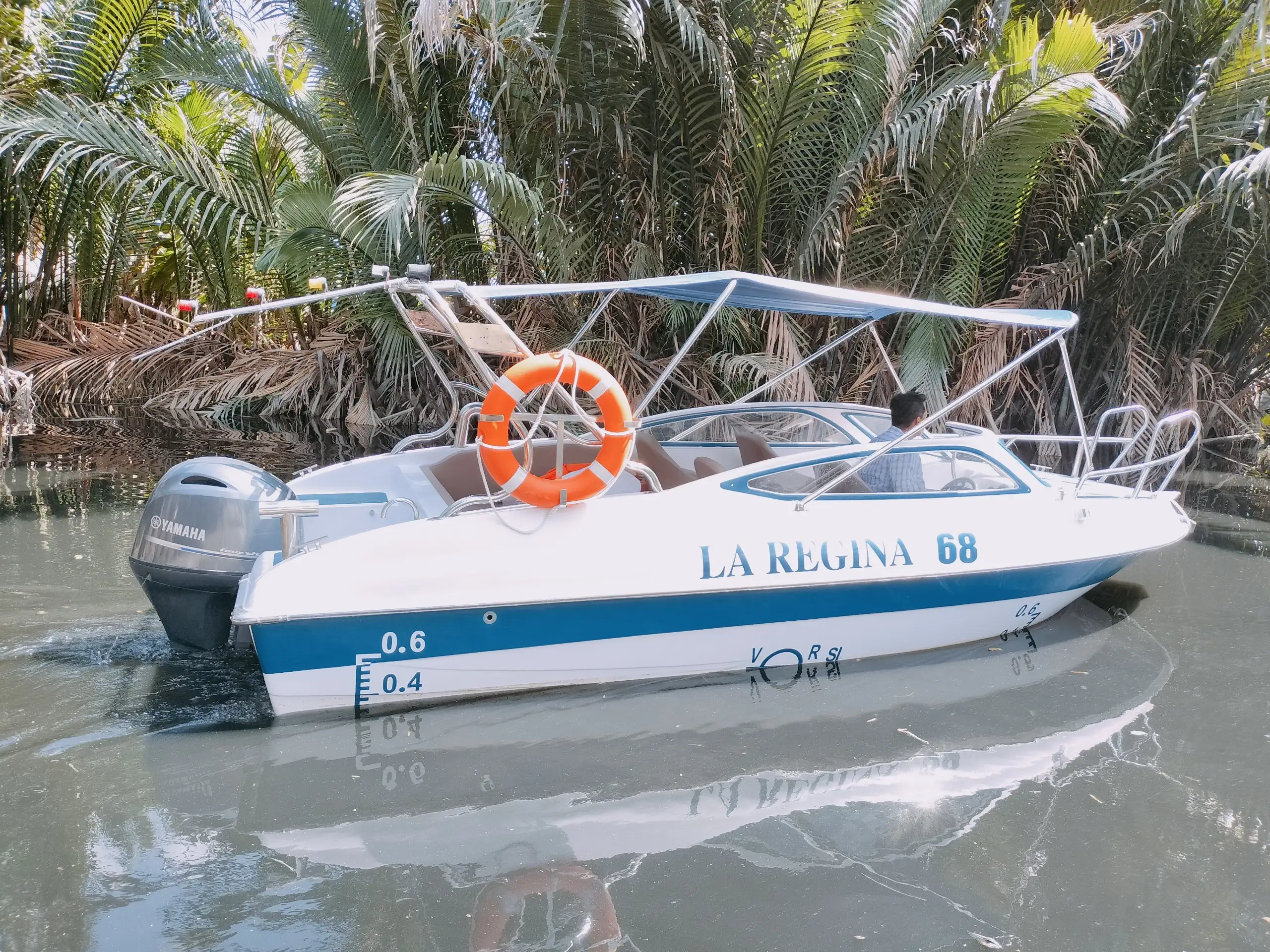 Ca nô kích thước 6.2m