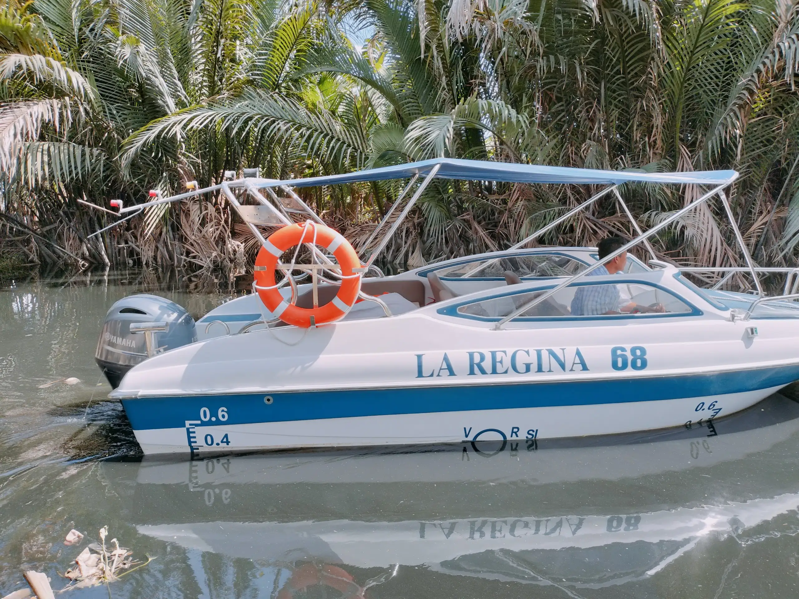 Ca nô kích thước 6.2m